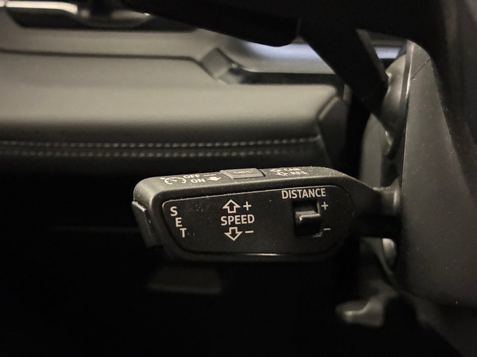 Audi Q6 e-tron S-line quattro 5d