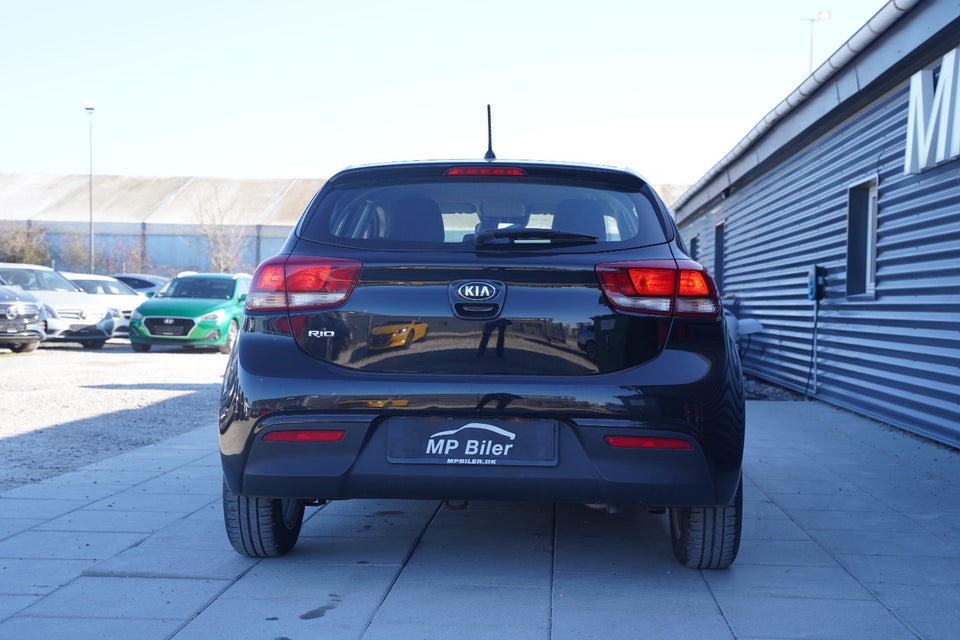 Kia Rio 1,2 CVVT Concept 5d