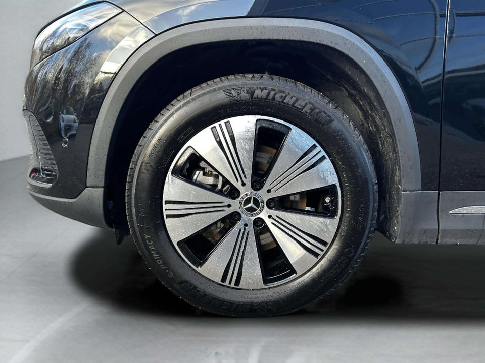 Mercedes EQA300 Progressive 4Matic 5d