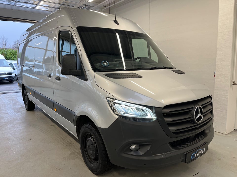 Mercedes Sprinter 319 3,0 CDi A3 Kassevogn aut. RWD