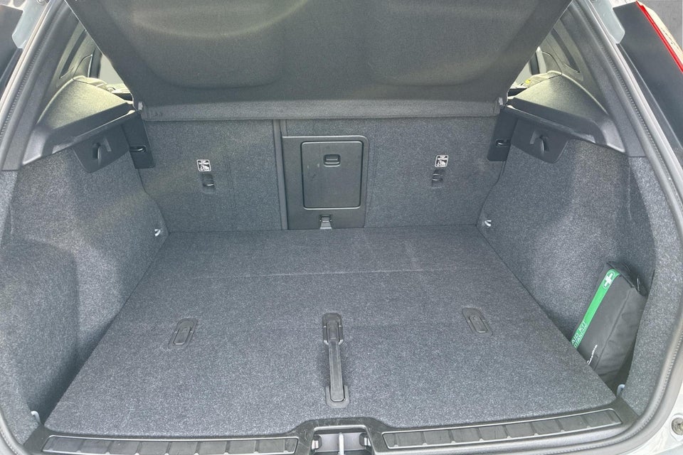 Volvo EX40 Extended Range Core 5d