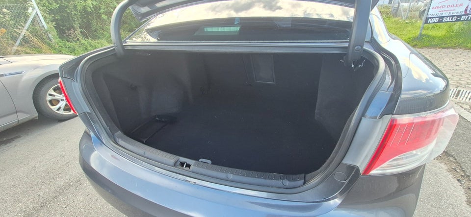 Toyota Avensis 2,0 D-4D T3 4d