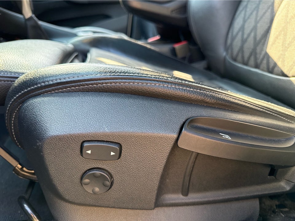 BMW X1 2,0 sDrive18d aut. 5d