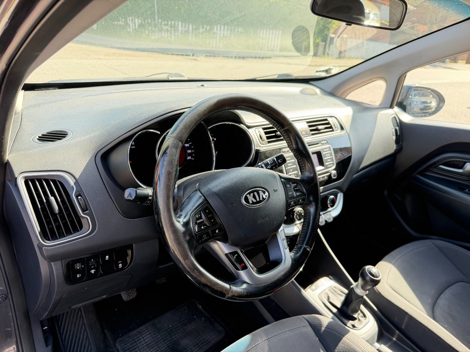 Kia Rio 1,2 CVVT Intro Edition 5d