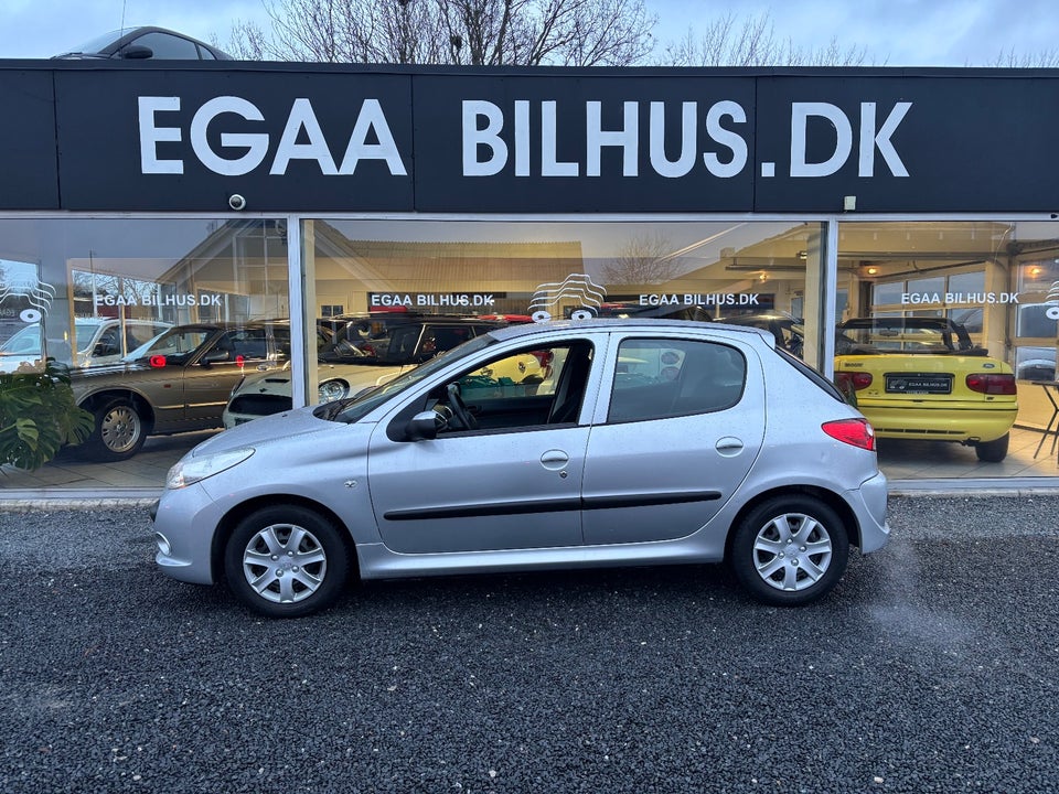 Peugeot 206+ 1,4 HDi 68 Active 5d