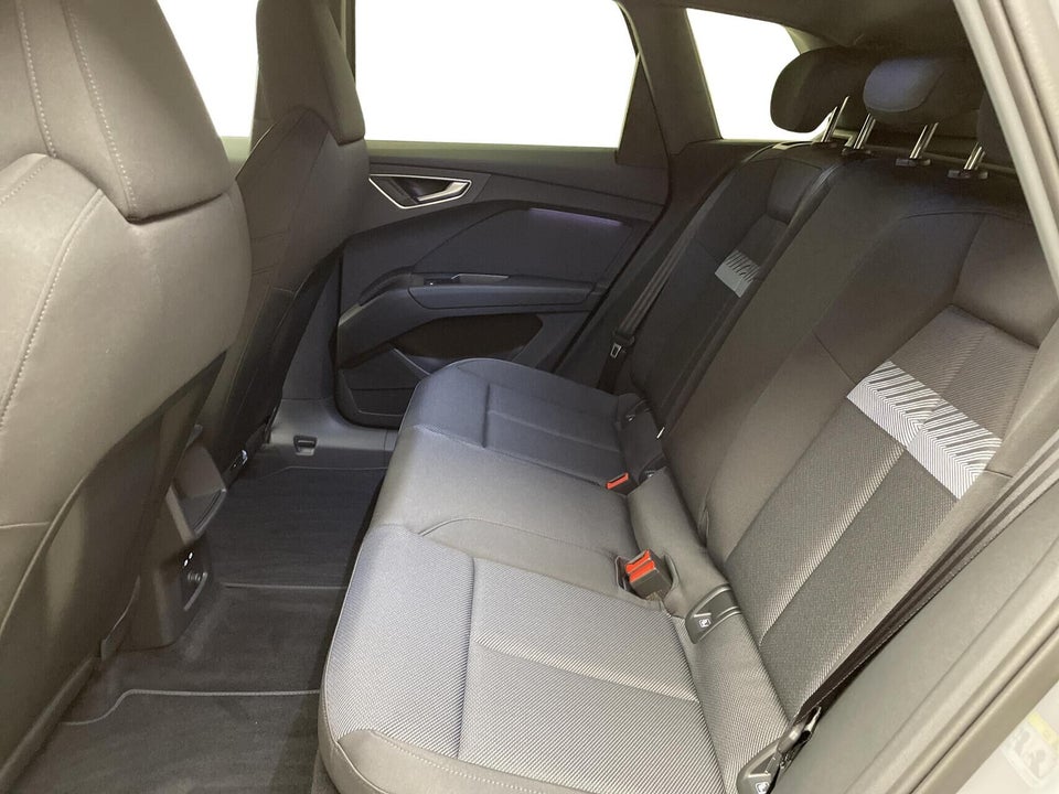 Audi Q4 e-tron 45 Progress quattro 5d