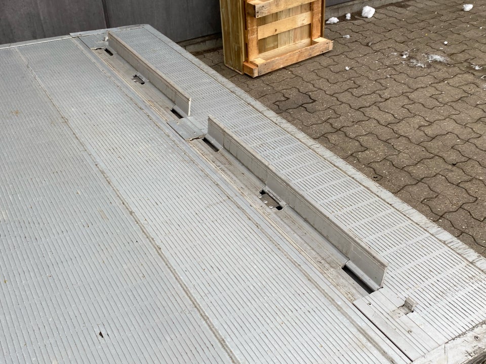 Iveco Daily 3,0 35S18 3750mm Lad AG8