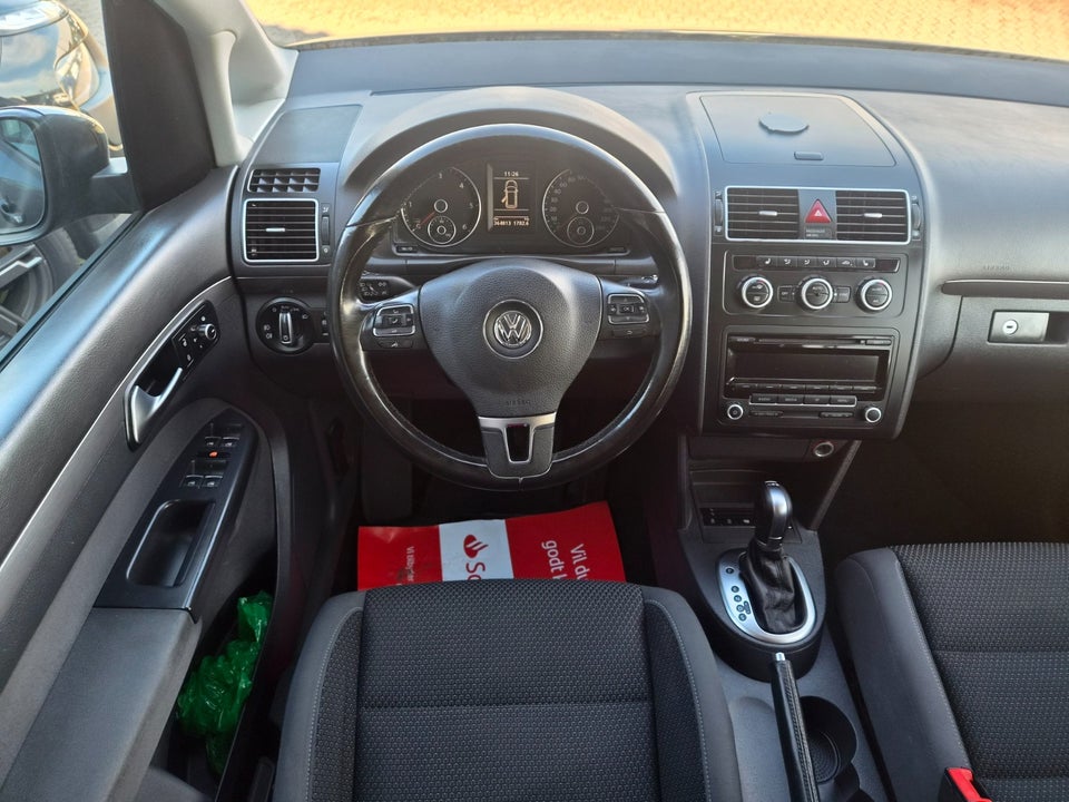 VW Touran 1,6 TDi 105 Comfortline DSG BMT 7prs 5d