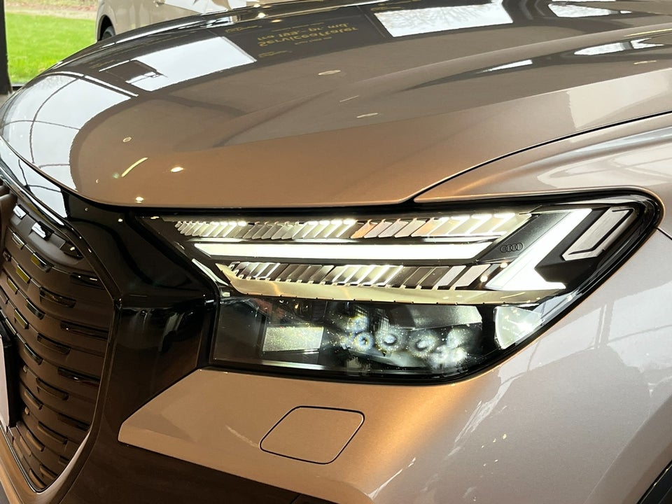 Audi Q4 e-tron 45 S-line 5d