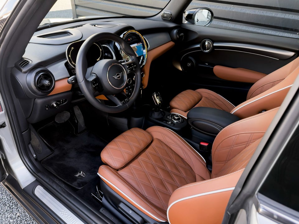 MINI Cooper SE Yours Trim 3d