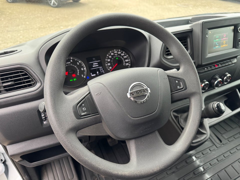 Nissan Interstar 2,0 dCi 150 L2H2 N-Connecta Van