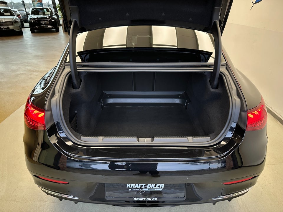 Mercedes EQE350 AMG Line 4d