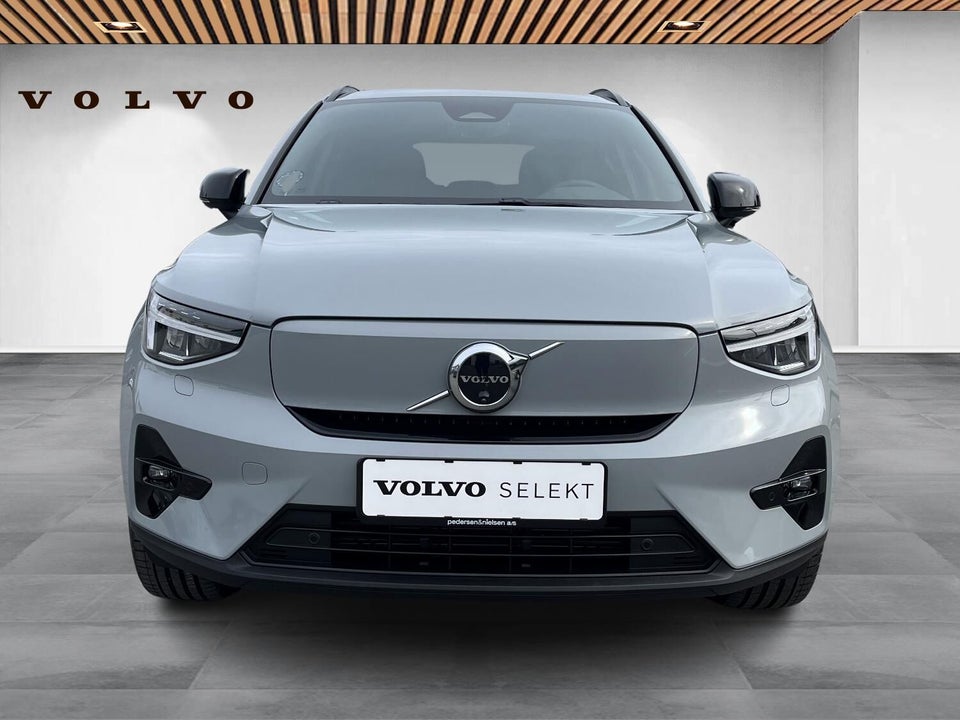 Volvo EX40 Extended Range Plus 5d