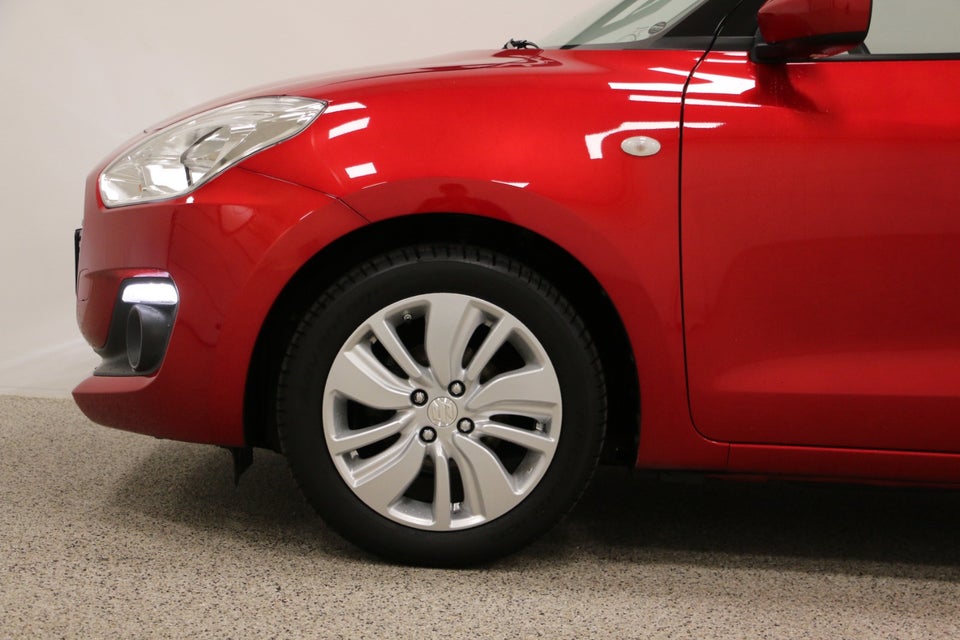 Suzuki Swift 1,2 mHybrid Action 5d