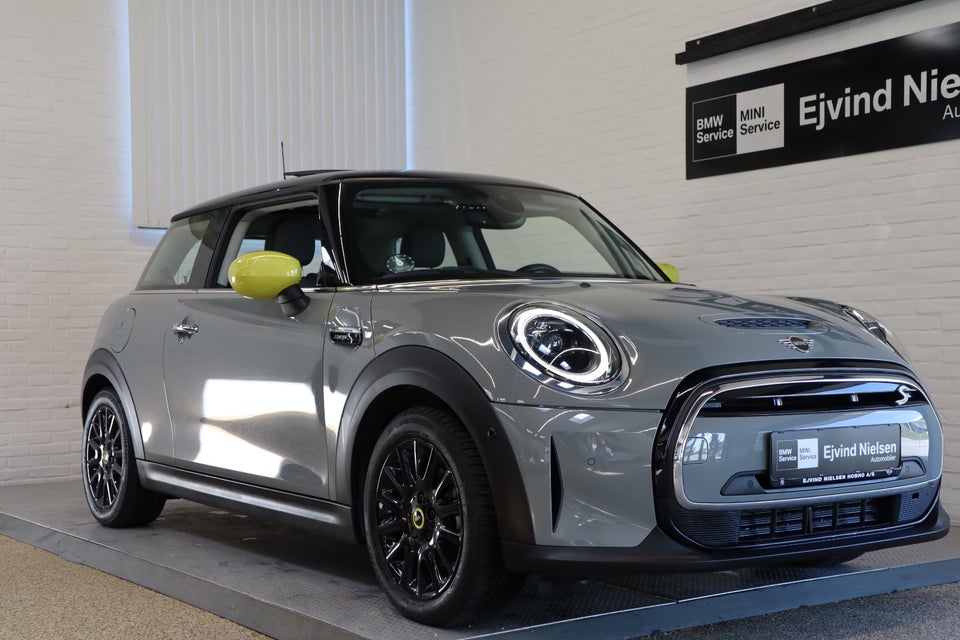 MINI Cooper SE Camden Edition 3d