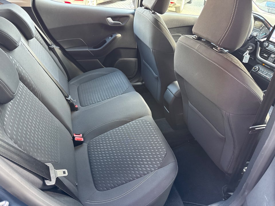 Ford Fiesta 1,0 EcoBoost mHEV Titanium 5d