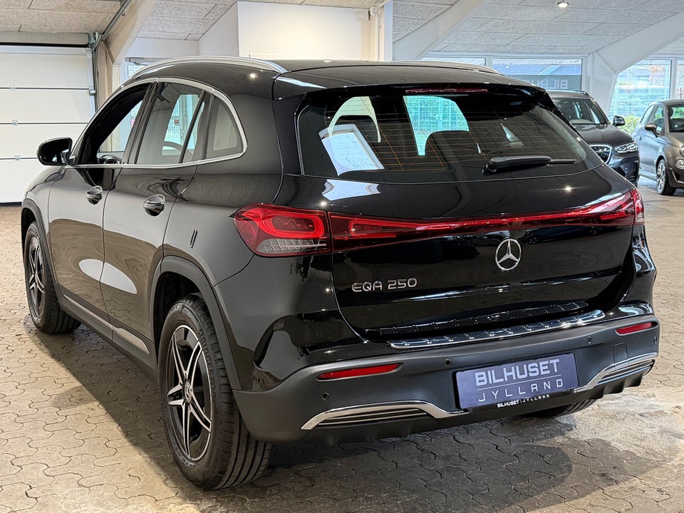 Mercedes EQA250 AMG Line 5d