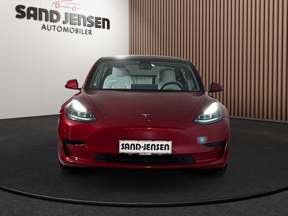 Tesla Model 3 Standard Range+ RWD 4d