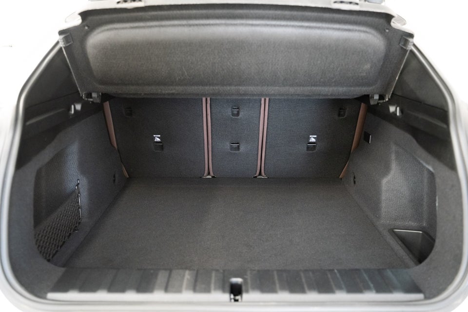 BMW iX2 eDrive20 Fully Charged M-Sport 5d