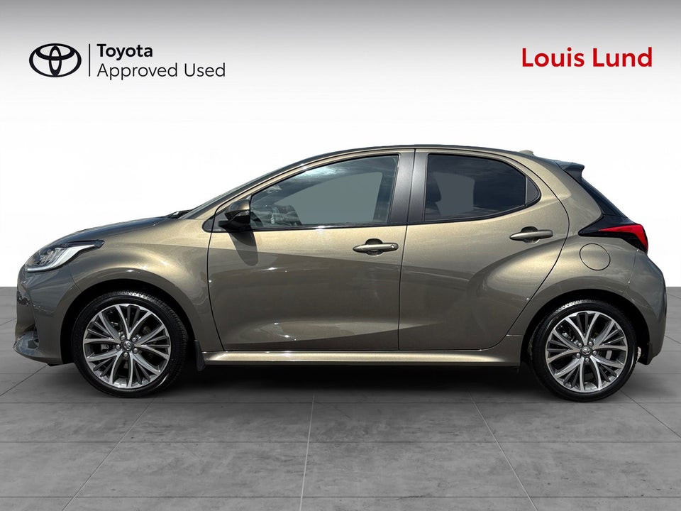 Toyota Yaris 1,5 Hybrid Executive e-CVT 5d