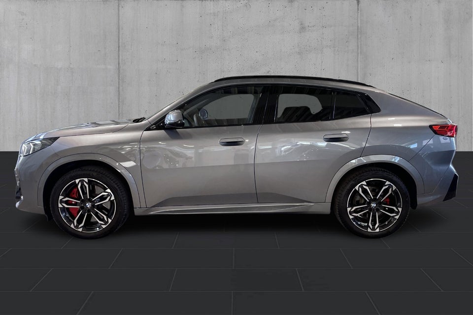 BMW iX2 xDrive30 Supercharged 5d