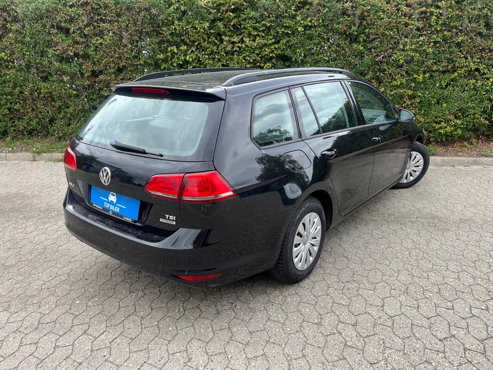 VW Golf VII 1,2 TSi 105 Comfortline Variant BMT 5d