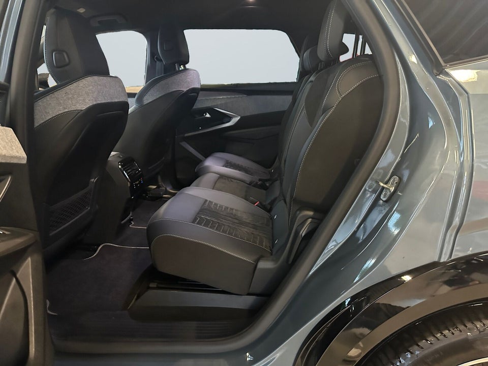 Peugeot e-5008 101 GT 7prs 5d