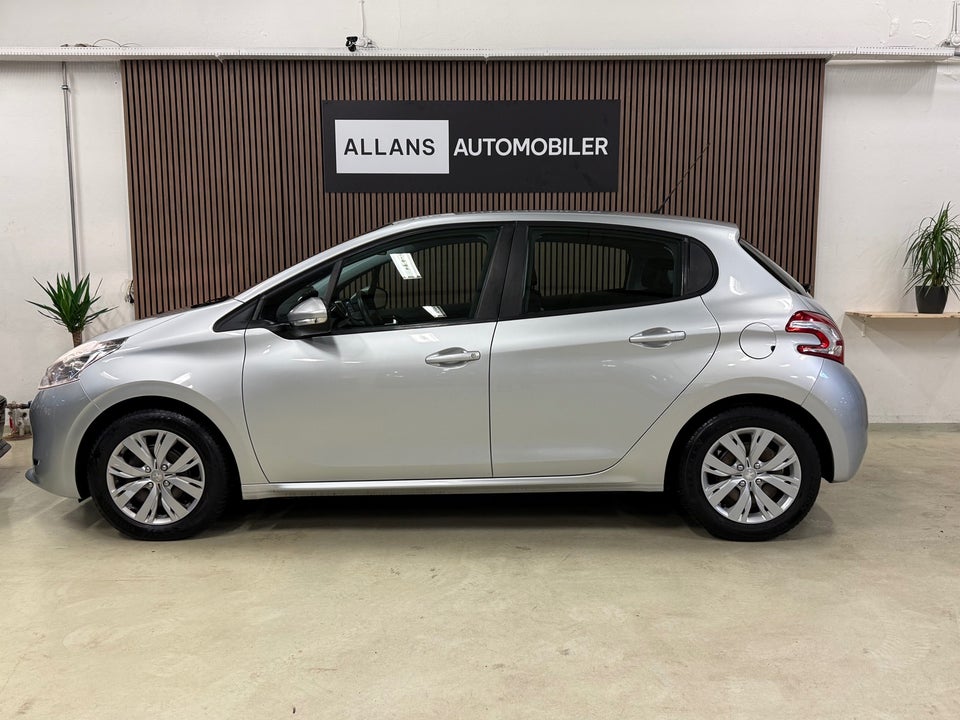 Peugeot 208 1,2 VTi Active 5d