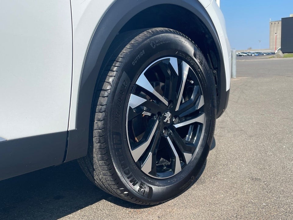 Peugeot 2008 1,2 PureTech 130 Allure Pack EAT8 5d