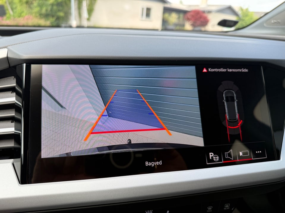 Audi Q4 e-tron 45 Advanced 5d