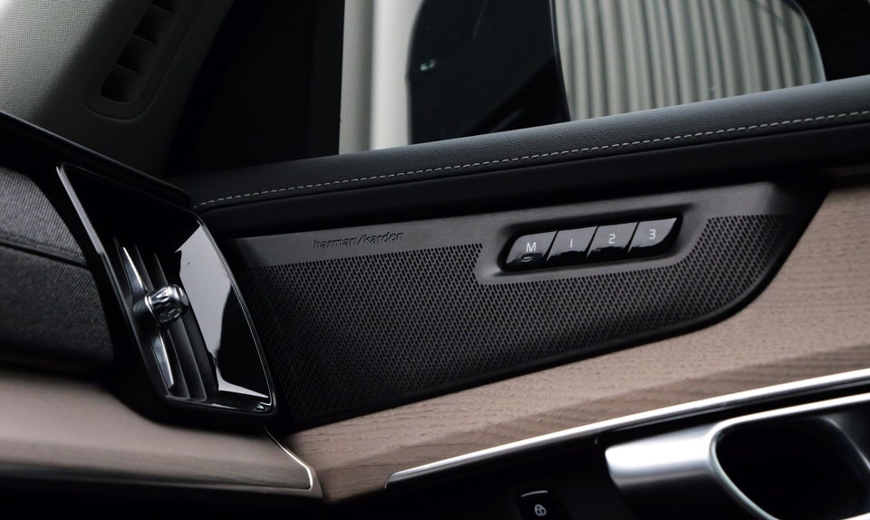 Volvo XC90 2,0 T8 ReCharge Ultra Dark aut. AWD 7prs 5d