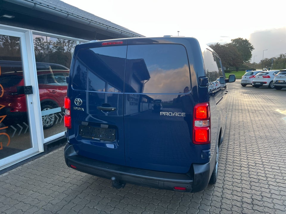 Toyota ProAce 2,0 D 120 Compact Base+ 5d