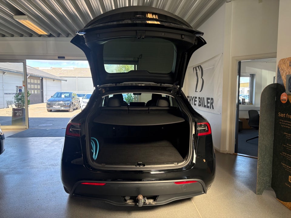 Tesla Model Y Performance AWD 5d