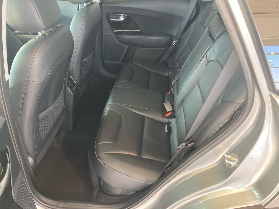 Kia Niro 1,6 PHEV Premium DCT 5d