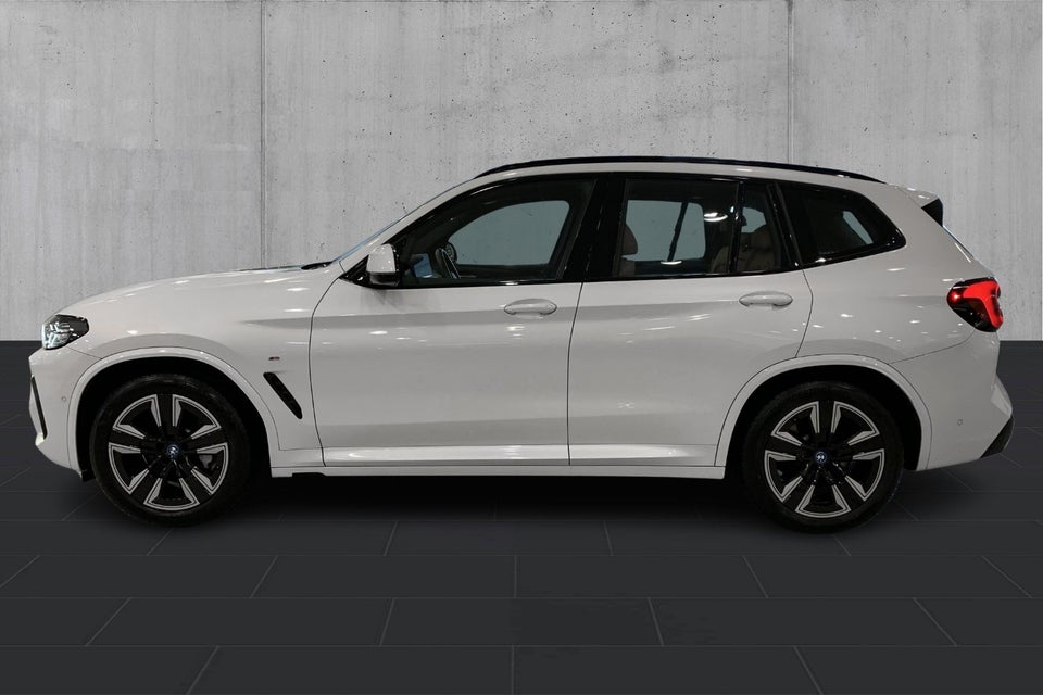BMW iX3 Charged M-Sport 5d