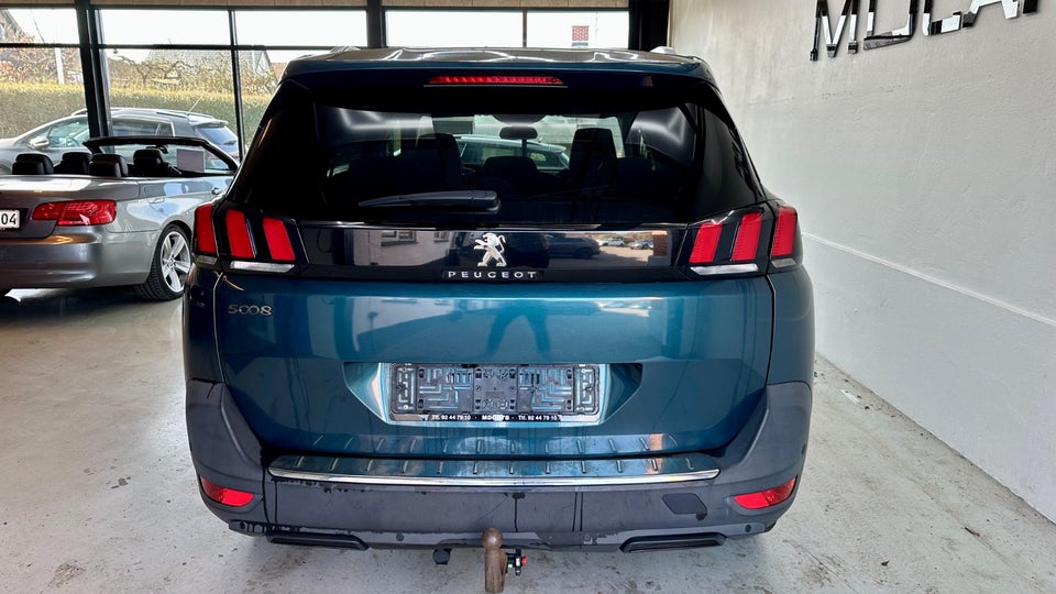 Peugeot 5008 1,2 PureTech 130 Allure EAT8 7prs 5d