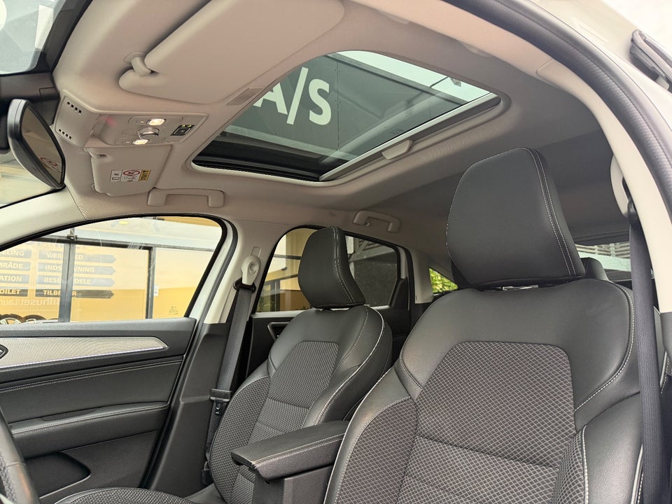 Renault Arkana 1,6 E-Tech Intens 5d