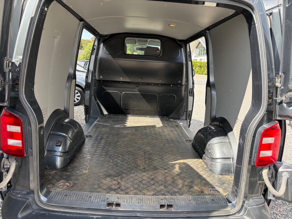 VW Transporter 2,0 TDi 204 Kassevogn DSG 4Motion kort