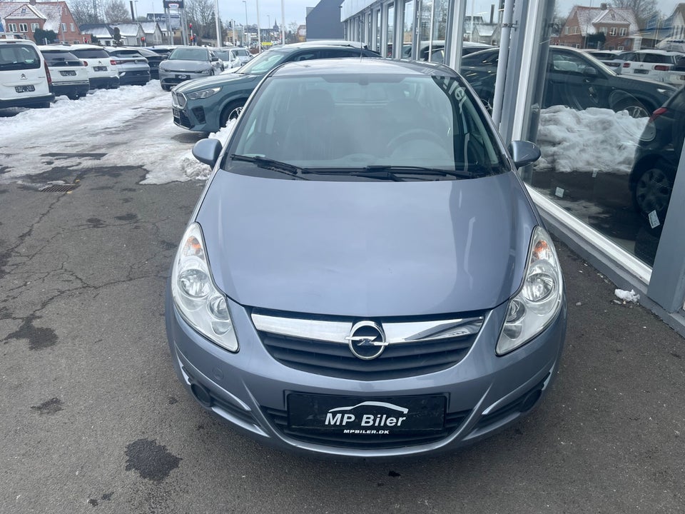 Opel Corsa 1,4 16V Cosmo 5d