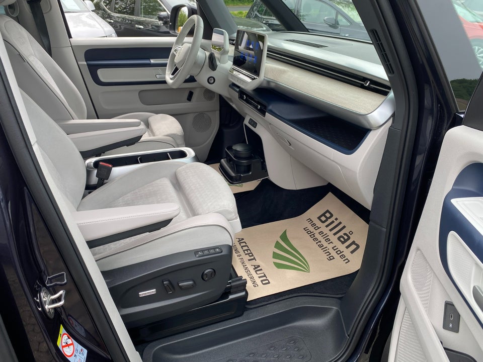 VW ID.Buzz 77 Pro SWB 5d