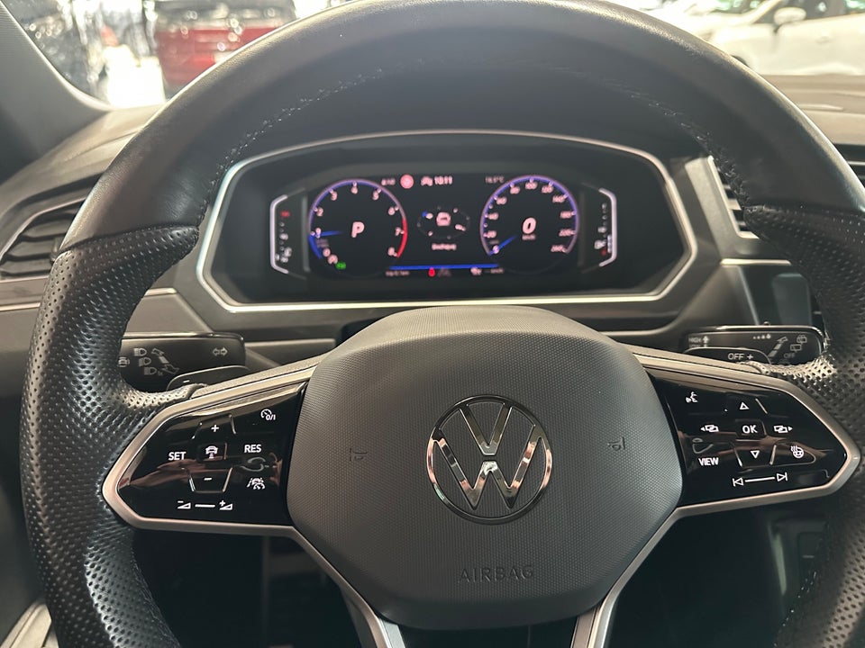 VW Tiguan 1,5 TSi 150 R-line DSG Van 5d