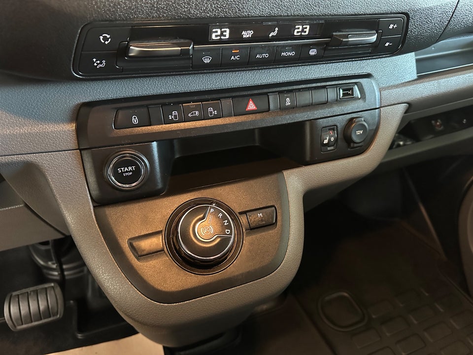 Peugeot Expert 2,0 BlueHDi 180 L3 Ultimate EAT6 Van