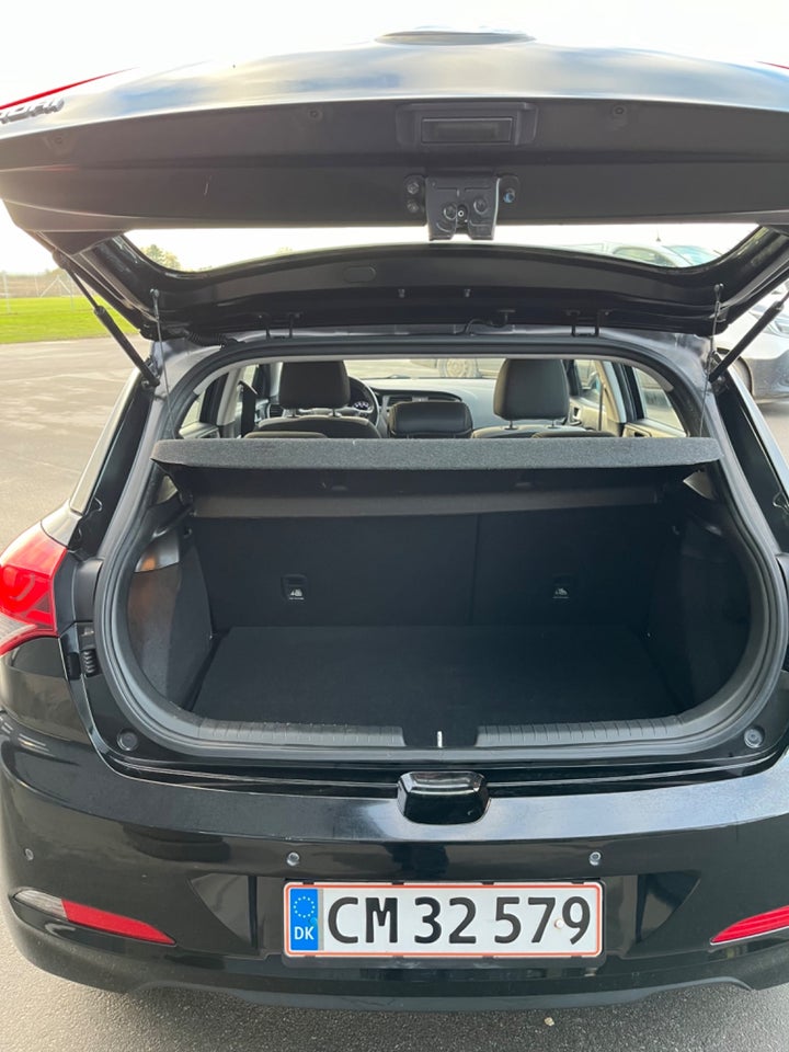 Hyundai i20 1,25 Comfort 5d