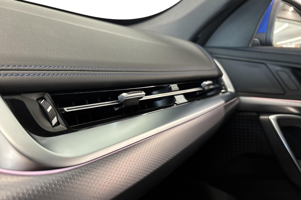 BMW iX1 eDrive20 M-Sport 5d