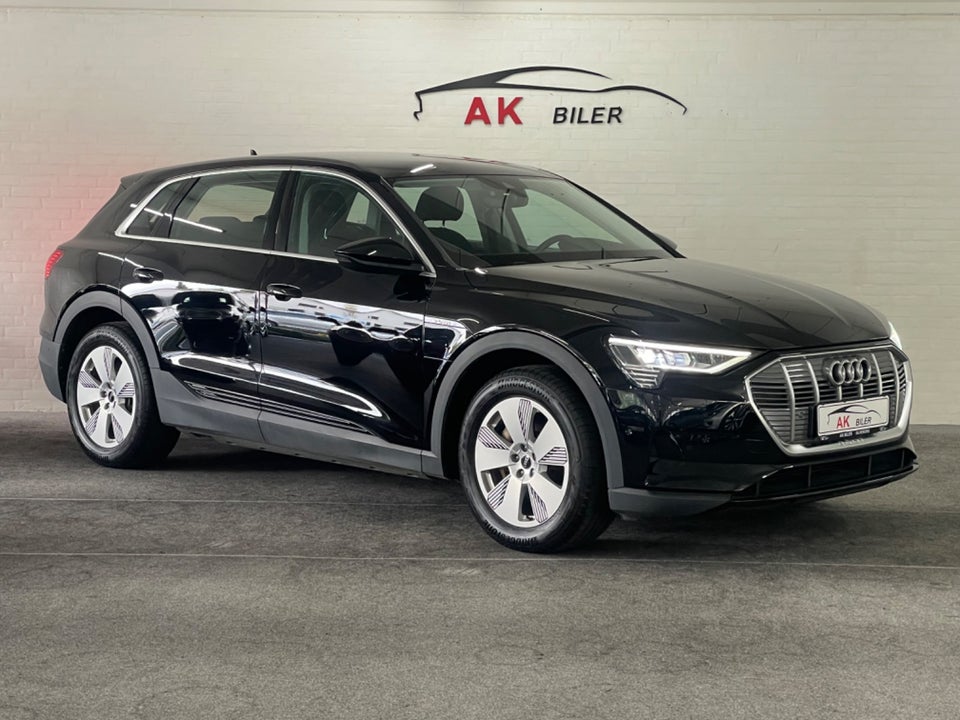 Audi e-tron 50 quattro 5d