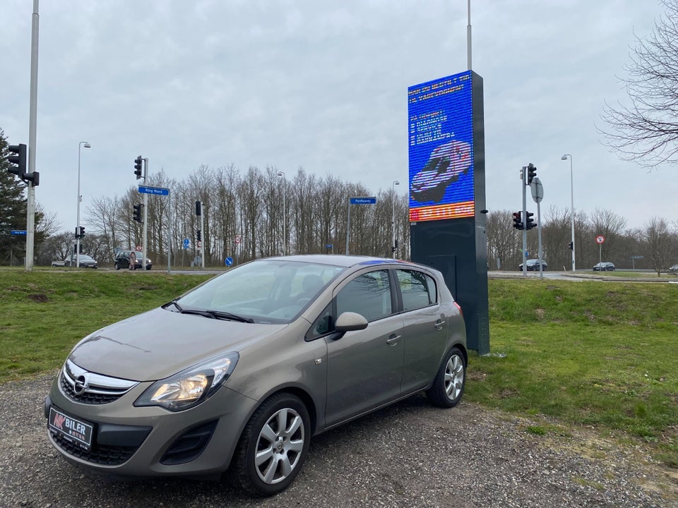 Opel Corsa 1,2 16V Enjoy 5d