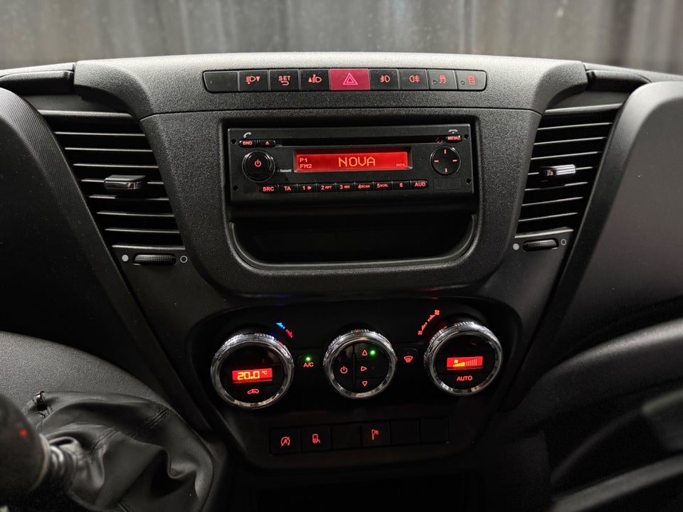 Iveco Daily 2,3 35S13 10,8m³ Van