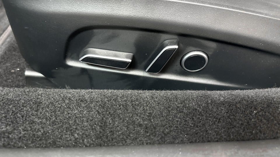 Tesla Model 3 RWD 4d