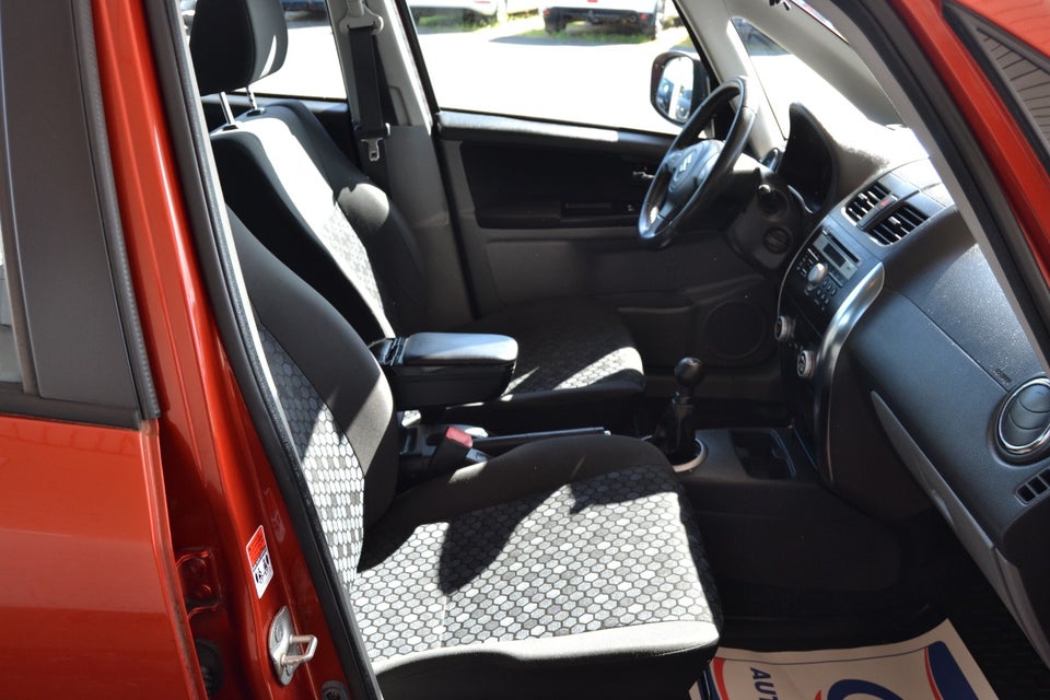 Suzuki SX4 1,6 CombiBack GLXtra 5d