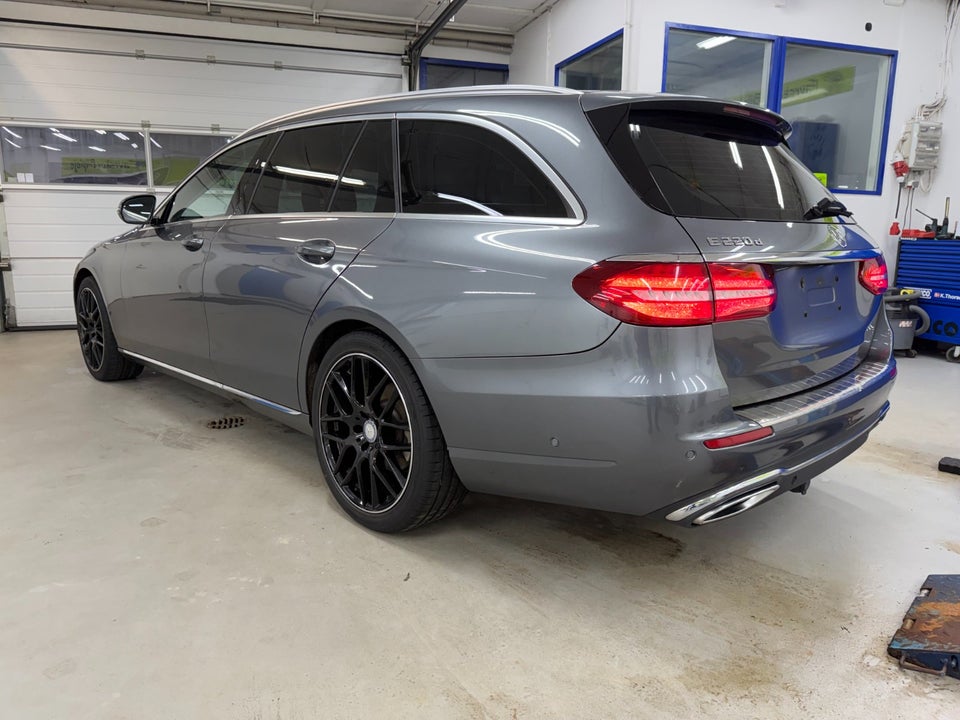 Mercedes E220 d 2,0 Avantgarde stc. aut. 5d